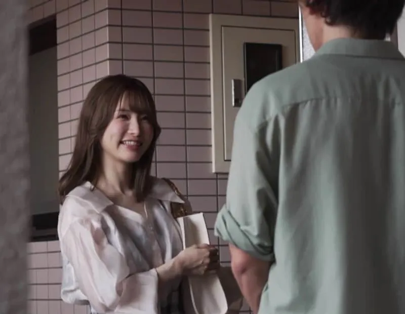 Tranh thủ 2 ngày người vợ đi vắng ở nhà xxx em hàng xóm xinh đẹp mới chuyển tới